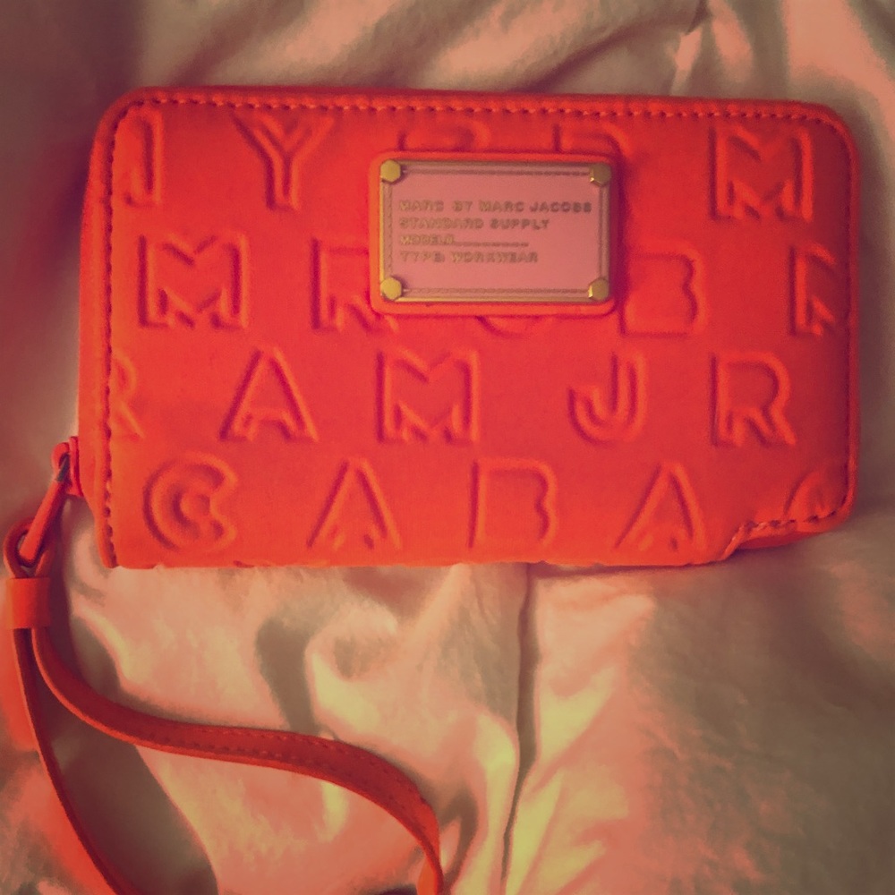 Marc Jacobs wristlet